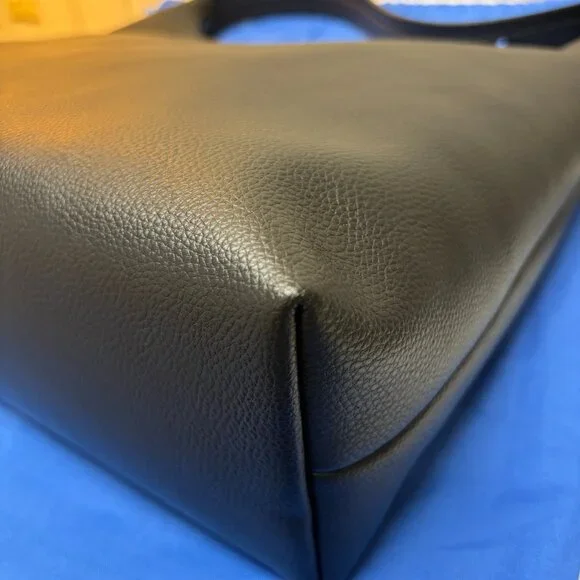 Baggu Recycled Leather Shoulder Bag - Black - Picture 7 of 9